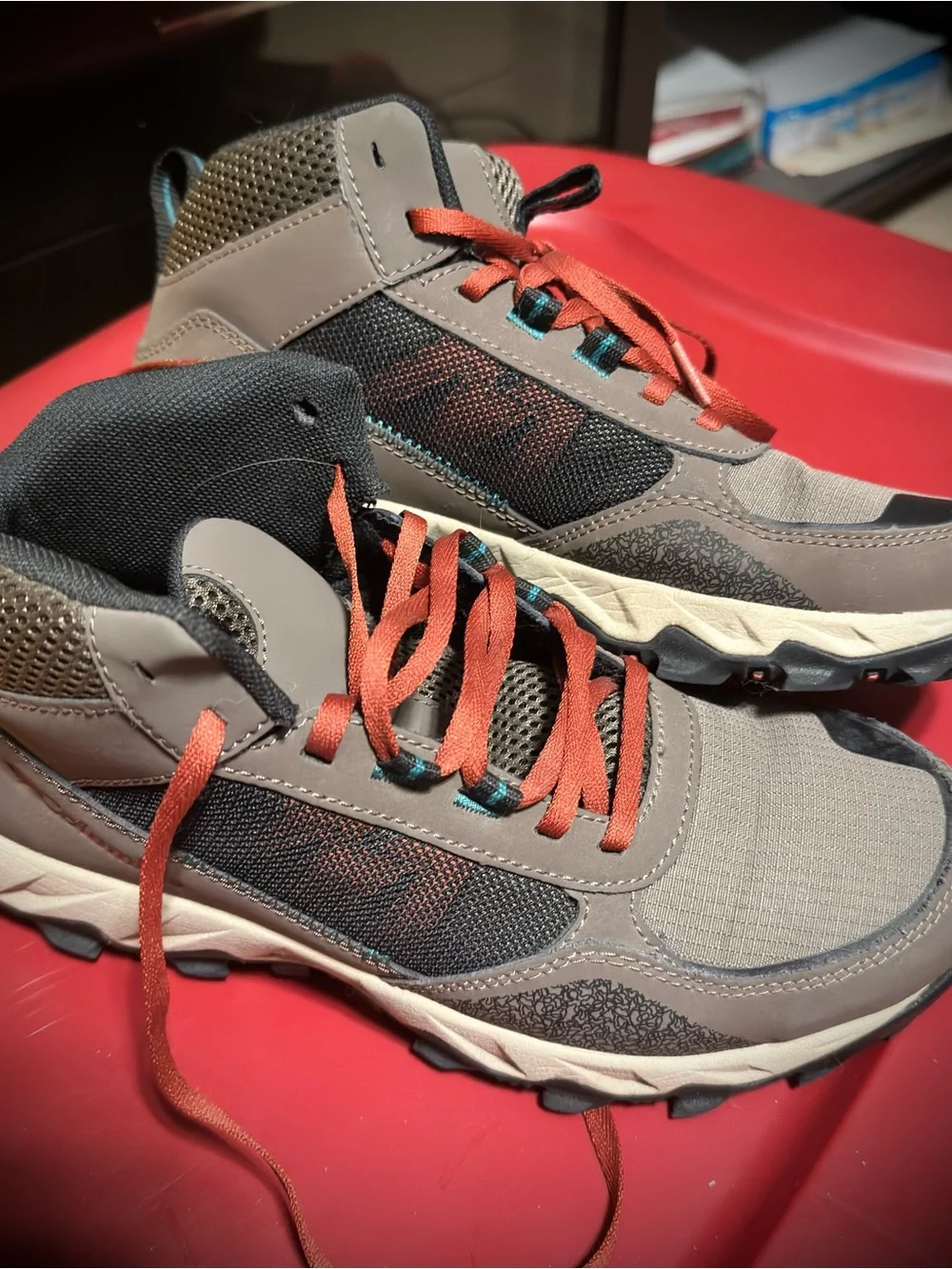 Columbia Men’s Hiking Sneakers